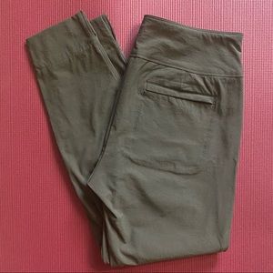 Athleta Wander Slim Ankle Pant - size 14